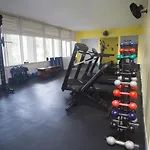 Barra Da Tijuca De Frente Para O Mar - 2 Suites Ate 6 Pessoas Em Camas